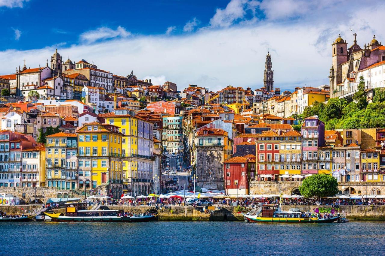 Aparthotel Oporto Palace Esterno foto